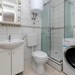 Mila Ii Apartamento Tribalj