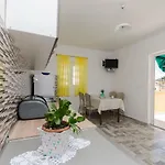 Apartamento Mila Ii *