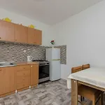 Mila Ii Apartamento *