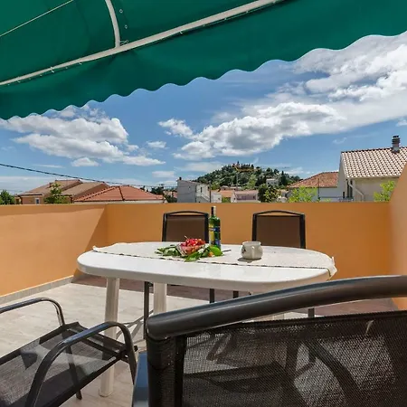 Apartment Mila Ii Tribunj (Sibenik-Knin)