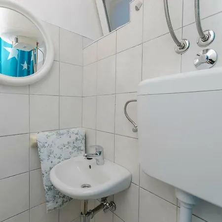 Mila Ii Apartment