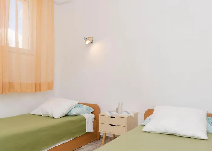 Apartment Mila Ii Tribunj (Sibenik-Knin)