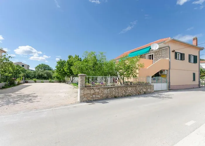 Apartment Mila Ii Tribunj (Sibenik-Knin)